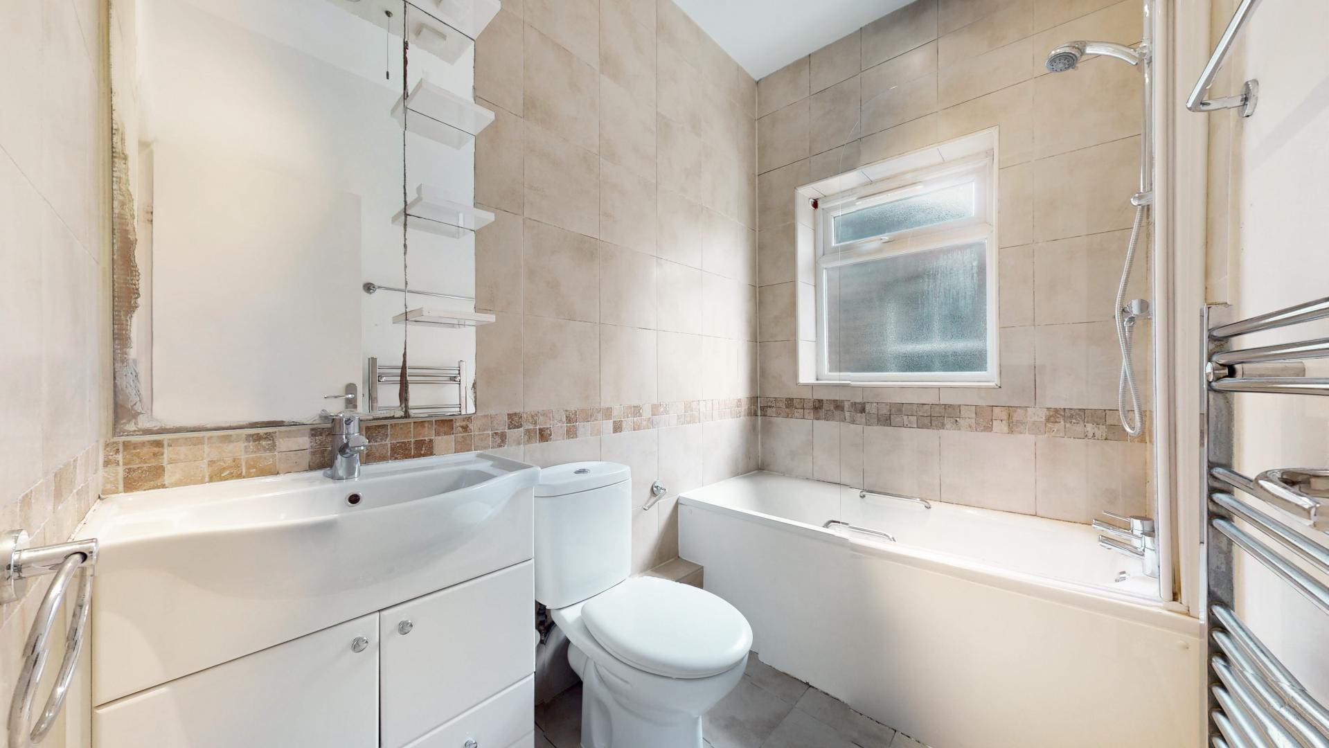 			2 Bedroom, 1 bath, 1 reception Flat			 Weech Road, West Hampstead